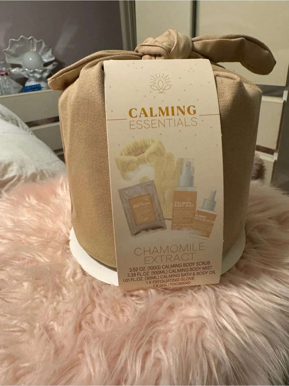 Chamomile Extract Bath & Body Set - Beige